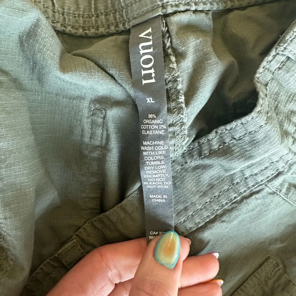 Vuori Women's Ripstop Utility Shorts army NWOT - Picture 9 of 11